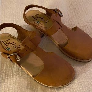 Lotta from Stockholm clogs